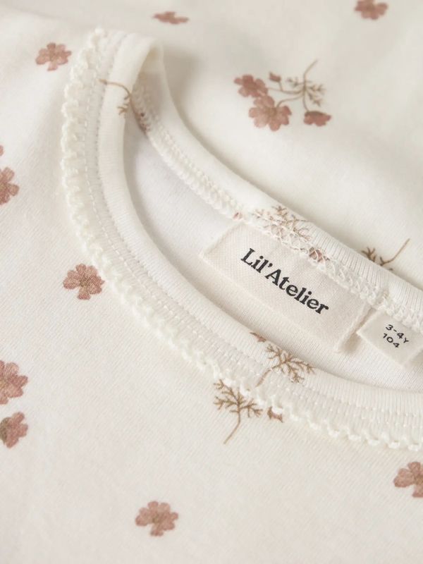 Layo Slim Top - Coconut Milk/Pink | Flower
